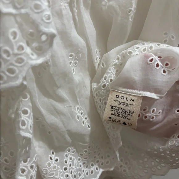 Doen Ivory Lace Blouse - Picture 7 of 7